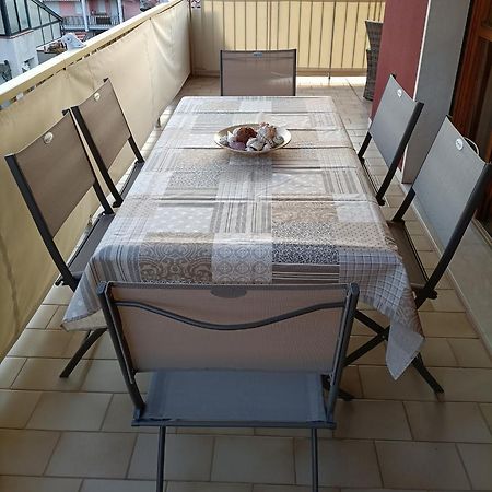 Casa A Un Passo Dal Mare Daire Ventimiglia Dış mekan fotoğraf